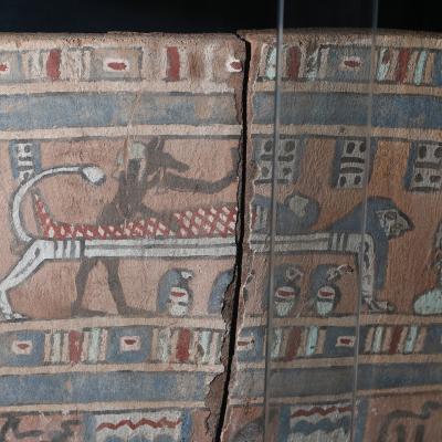 Couvercle de sarcophage - Epoque Ptolémaïque - Photo F. Gourdon